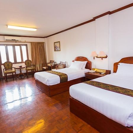 Mekong Hotel Vientiane Quarto foto