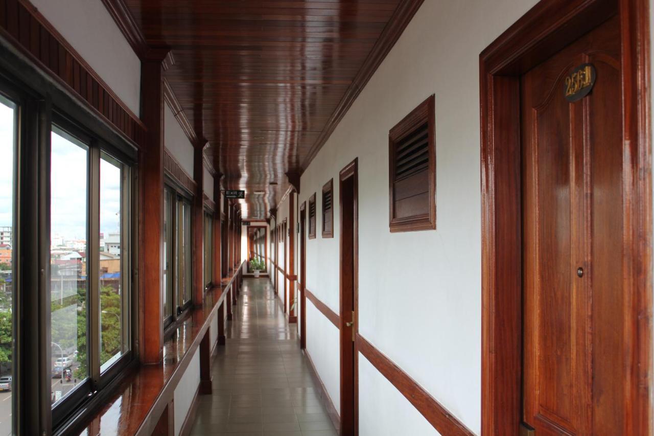 Mekong Hotel Vientiane Exterior foto
